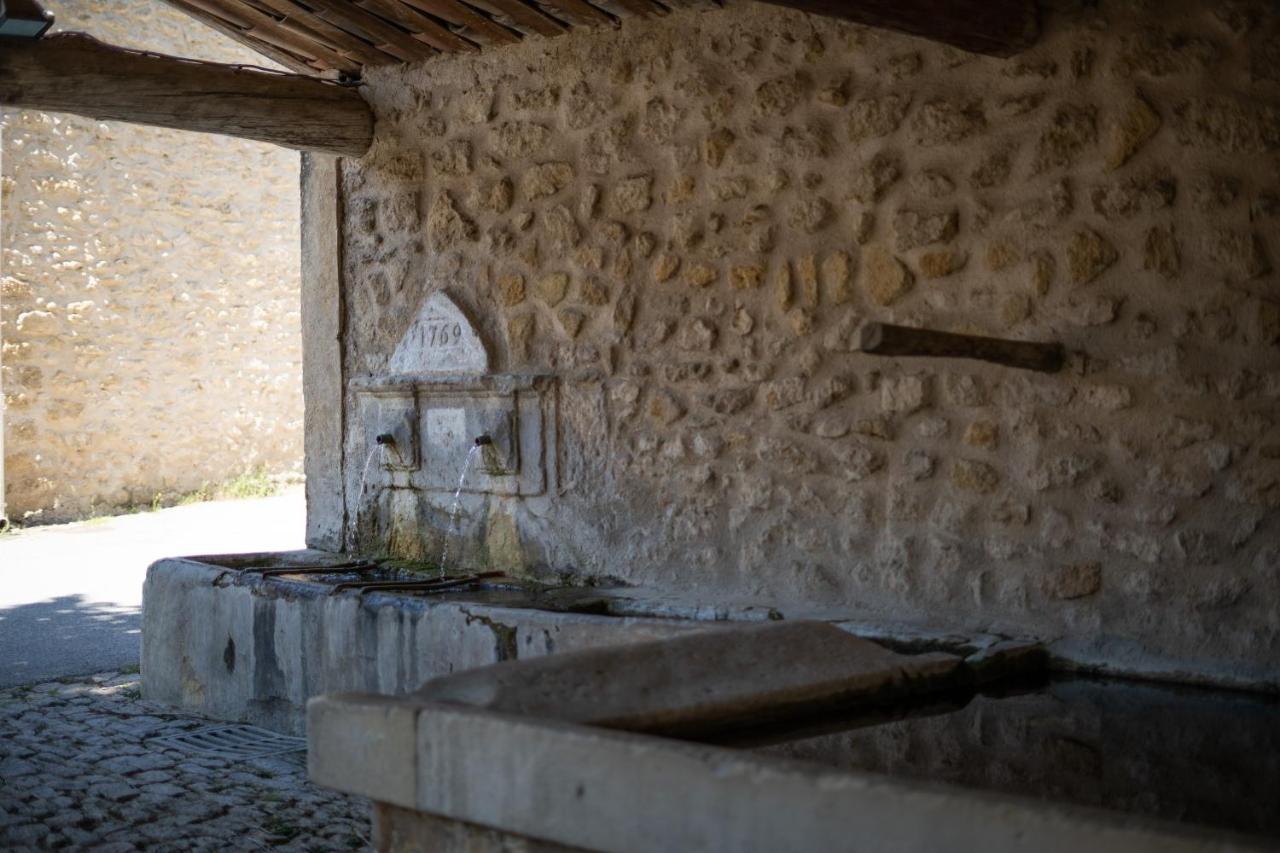 Une Chambre En Luberon Puyvert Eksteriør bilde