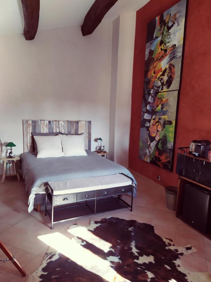 Une Chambre En Luberon Puyvert Eksteriør bilde